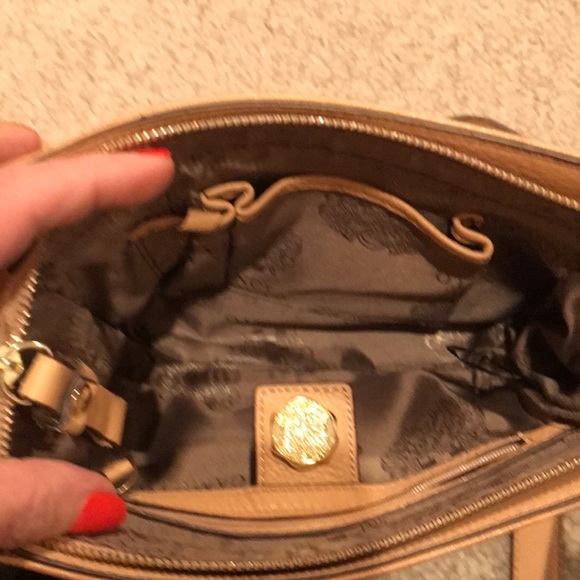 Vince Camuto Bag - Picture 5 of 9